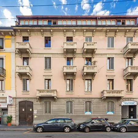 Apartman Casa Luce Con Terrazza Milánó