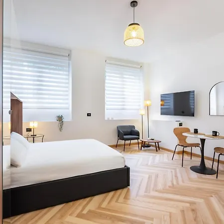 Luca Duomo Visconti Apartament *