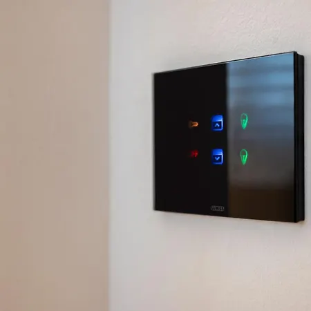 Apartament Luca Duomo Visconti Mediolan