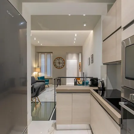 Xenia - Modern Three-room In Moscova Area * Milán