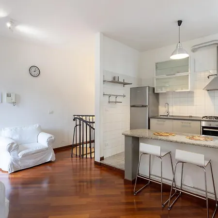Splendid One Bedroom 2 Level Duomo - Mirable Pm Apartman