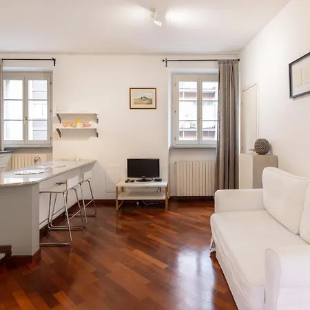 Apartament Splendid One Bedroom 2 Level Duomo - Mirable Pm