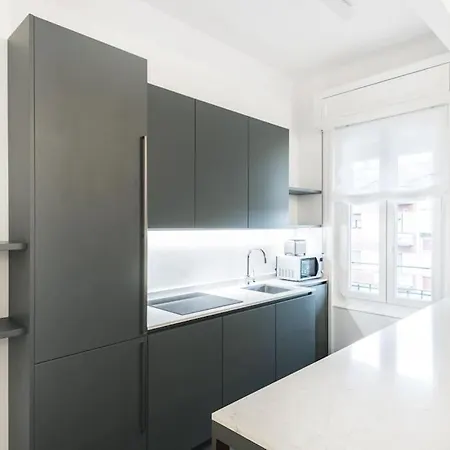 Easylife - Elegance And Design In Solari Area *
