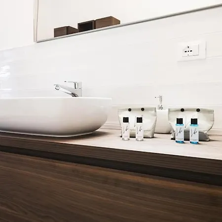 Easylife - Elegance And Design In Solari Area * Milão