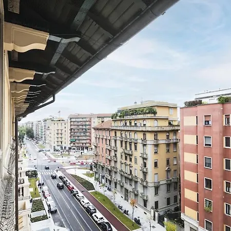 Easylife - Elegance And Design In Solari Area Apartment *