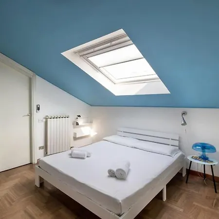 Two Bedroom Last Floor Sarpi - Mirable Pm Apartment Milan