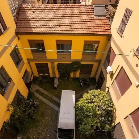 Two Bedroom Last Floor Sarpi - Mirable Pm Apartment Milan