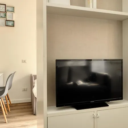 Apartmán Joivy Cosy With Balcony Near The Centre