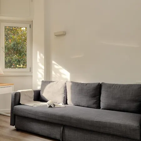 Joivy Cosy With Balcony Near The Centre 밀라노