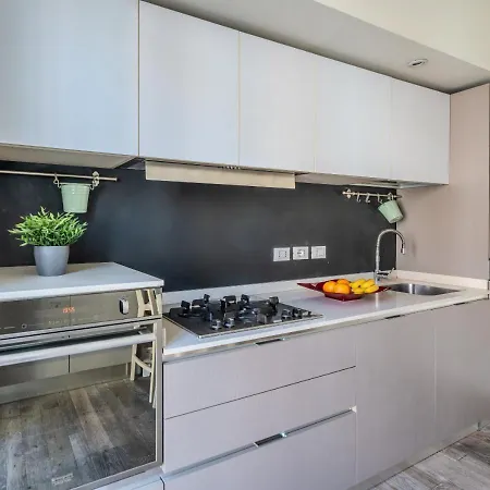 Duomo-navigli - Elegante In Centro Storico Милан