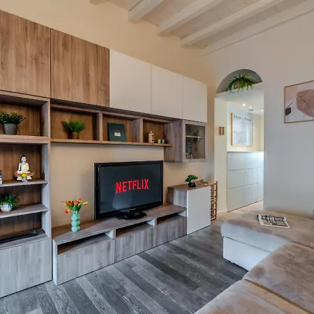 Apartment Duomo-navigli - Elegante In Centro Storico *