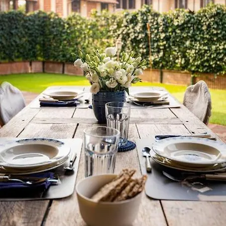 Con Giardino Privato E Sauna * 米兰