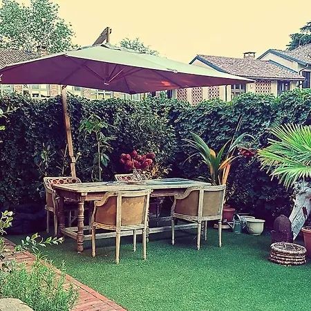 Con Giardino Privato E Sauna Apartment Milan