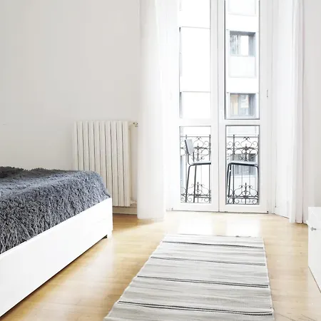 Bilocale Zona 200metri Da Stazione