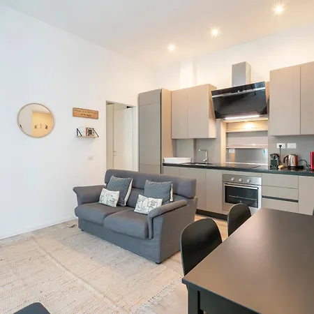 Apartment Minimal Chic - 7sundays Milan