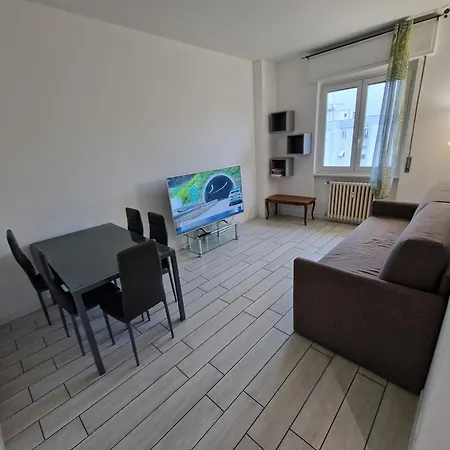 Parkside Heaven Affori Apartament *