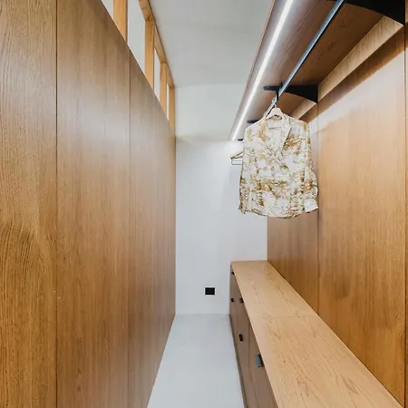 Porta Venezia-exclusive Design Apartment-2 * Milán