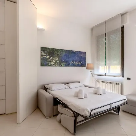 Morazzone Apartment *