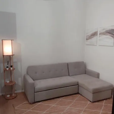 Apartment Ticinese Mailand