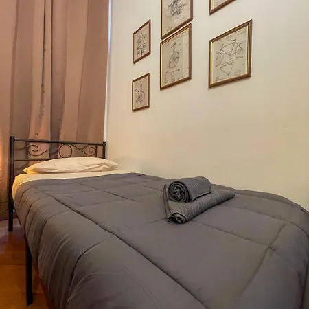 Apartment Dea Dreams - Old Style Milan