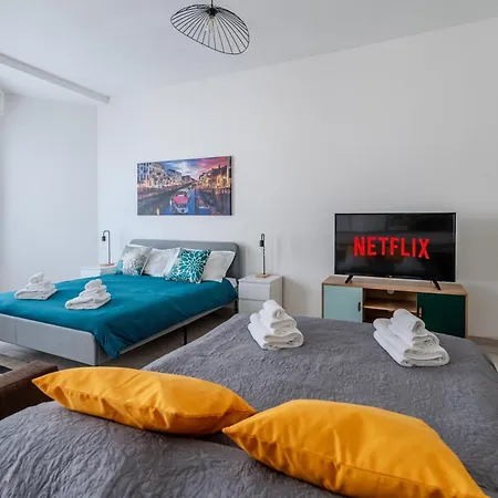 Stylish & Cozy Loft Near Life - Metro 50m Milano