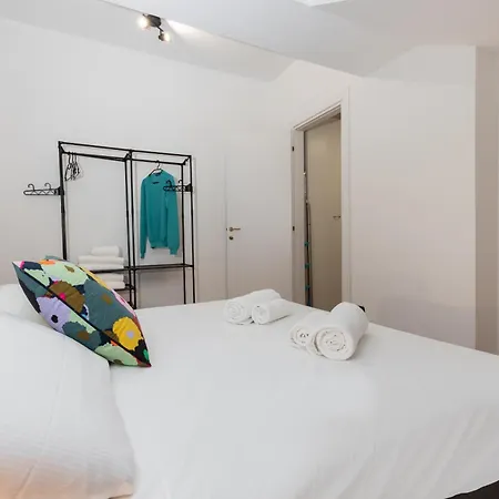 I M1-m2 2min I Strategic, Modern, Quiet *