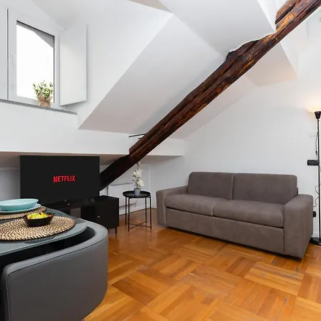 I M1-m2 2min I Strategic, Modern, Quiet