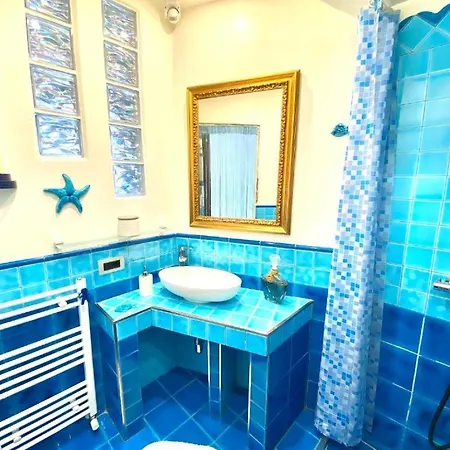 Bocconi Home, Moderna Ed Elegante, Spazioso E Luminoso, Con Due E Due Bagni Appartamento