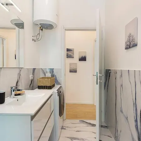 La Isla Апартаменты Милан