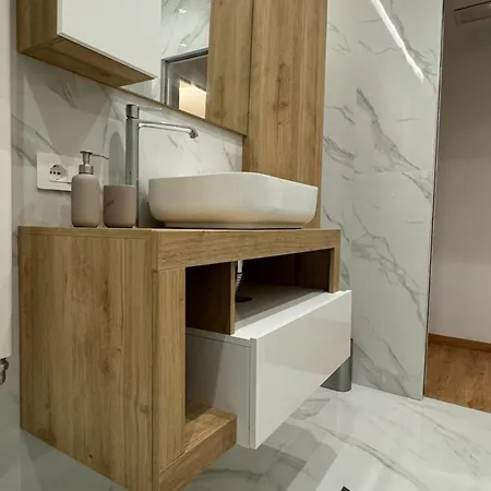 Lavinia Luxury Mediolan