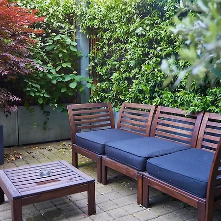 Ampia Casa Indipendente Con Giardino Privato Milano