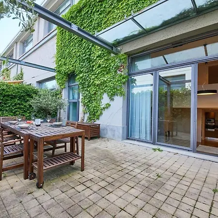 Ampia Casa Indipendente Con Giardino Privato * Milano