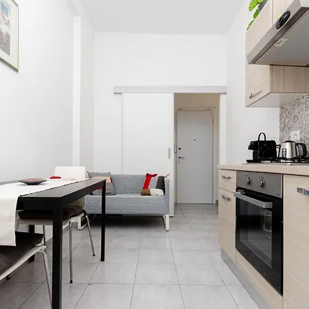 Vivimihome - Crespi House A 3 Minuti Dalla Metro *
