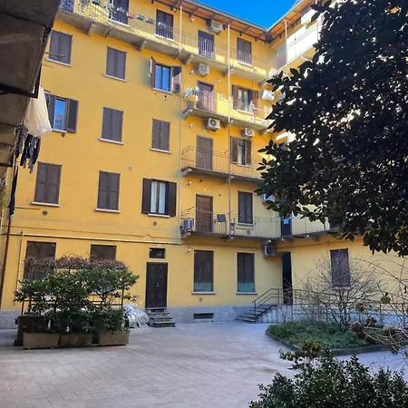 Apartamento Cozy In Downtown Milán