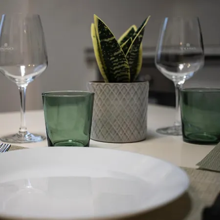 The Cozy Corner - Feel At - M3 Maciachini شقة ميلان