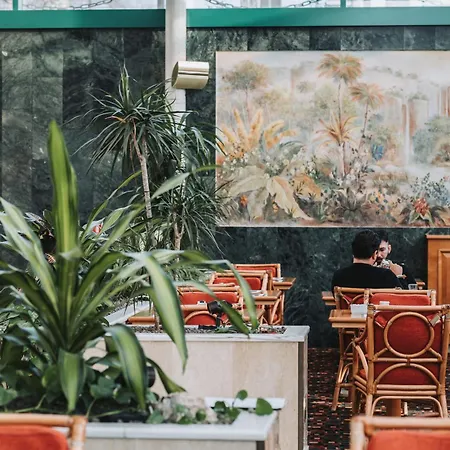 Hotel Royal Garden Milano 4*