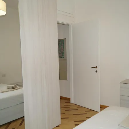 Apartament Art Navigli *