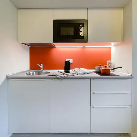 Appartement Woods - Self Check-in, Design District Milaan