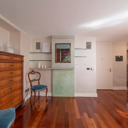 San Babila Luxury - 7sundays * Milano