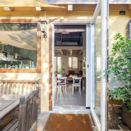 Tiny House On Water Surrounded By Greenery Apartment Milan