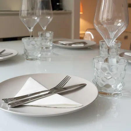 18 Centro Duomo Милан