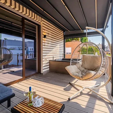 Terrazza Con Jacuzzi E Vista Iconica Sul Duomo *