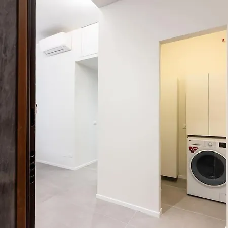 Apartmán Modern Ac, Wifi Next To 2 Metro Line Stations And Life Area *