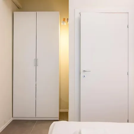 Modern Ac, Wifi Next To 2 Metro Line Stations And Life Area Milano