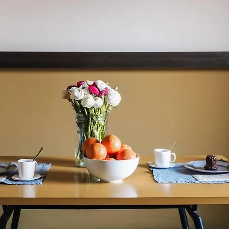 Yellow House By Costanza Apartament *