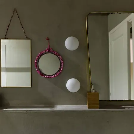 Apartament Yellow House By Costanza