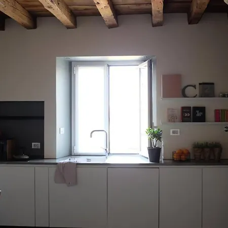 Yellow House By Costanza Apartament Mediolan