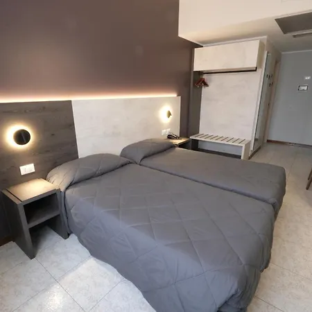 Mistral 3* Mediolan