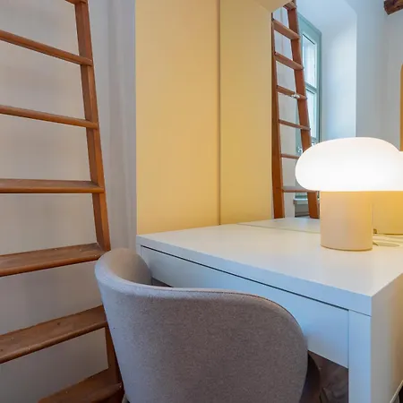 Xenia - Renovated Two-room In Sant'ambrogio