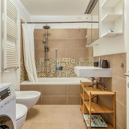 Via De Sanctis 26 4 Pax Apartment Milan